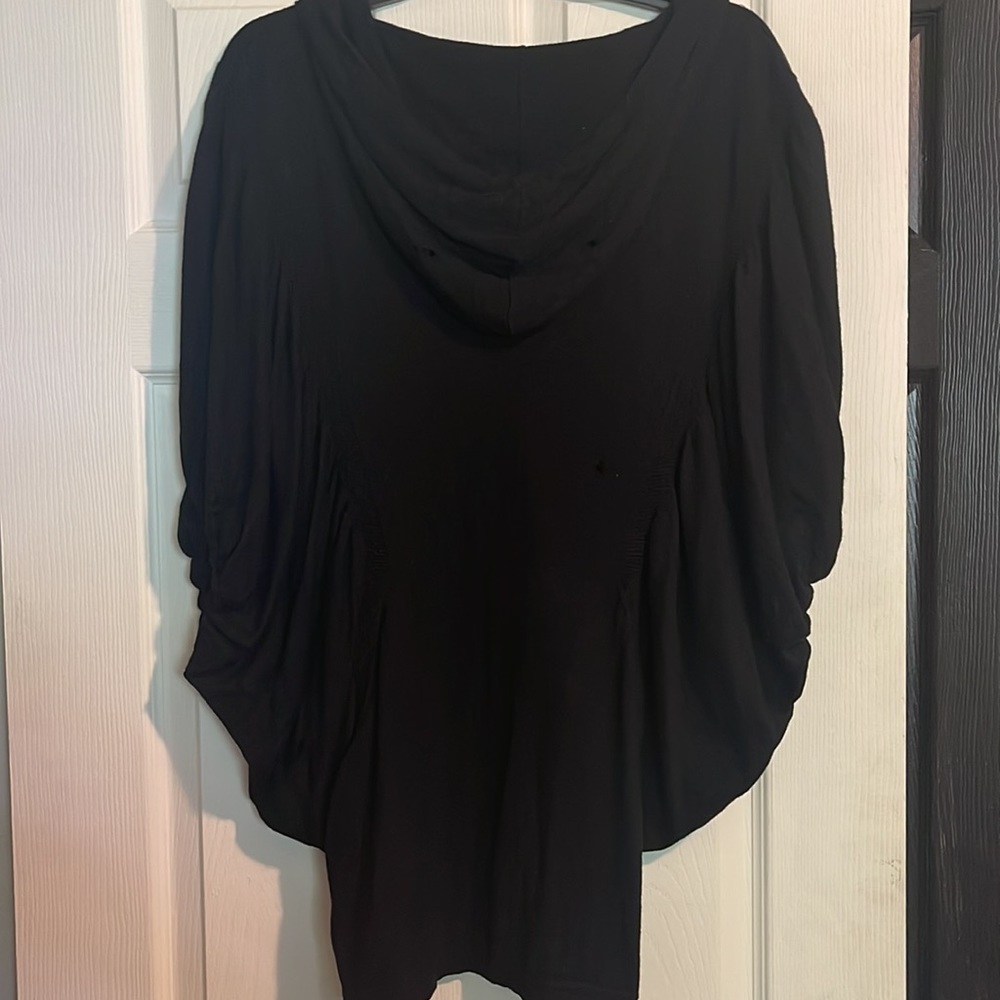 Sweater - Picture 5 of 7